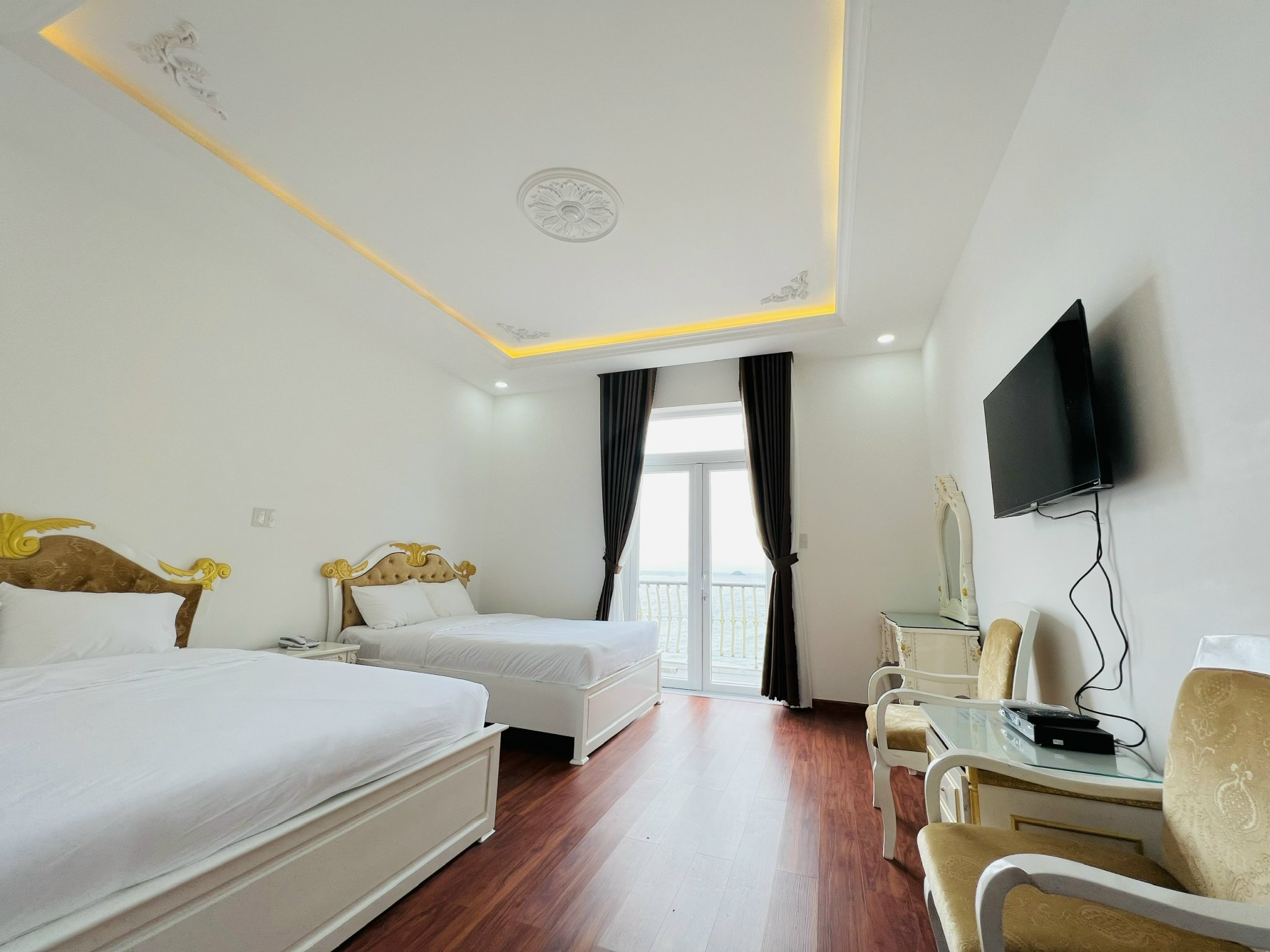 VIP 02 DOUBLE BED ROOM 